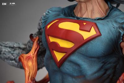 Superman (Dark Nights: Death Metal) 1/4 Scale